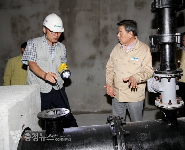 가세로 군수 태풍 대비 현장점검(달산배수지 공사 현장) / 충청뉴스 최형순 기자