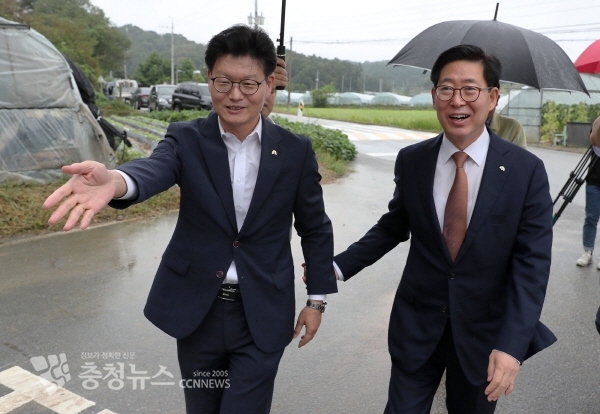 김정섭 공주시장, 양승조 충남지사