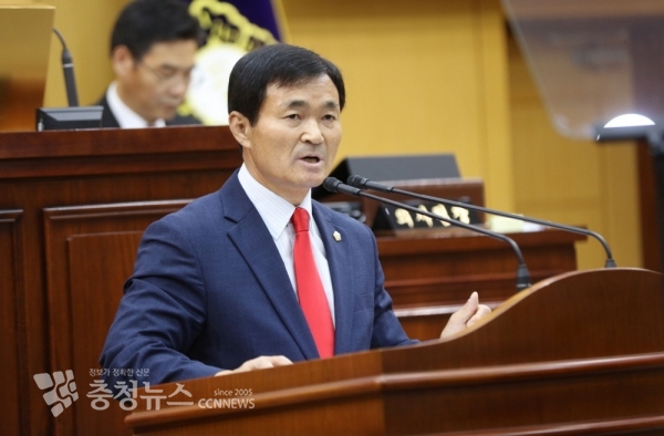 5분 발언하는 안원기 서산시의회 의원