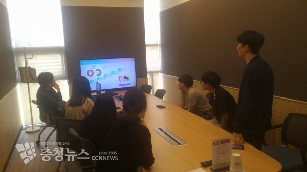 세종시 중, 고등학생들이 캠퍼스형 공동교육과정에 참여하고 있는 장면