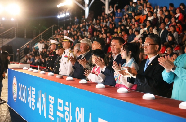 엑스포 성공기념 터치 퍼포먼스