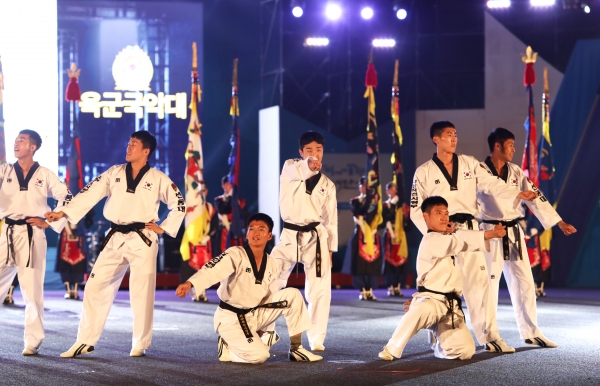 성공기념 축하콘서트 무대