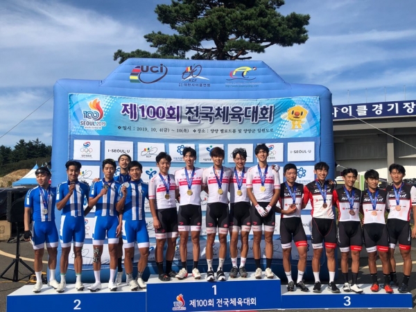 금산군청 사이클팀이 금년 전국체전에서 금메달 3개, 은메달 2개 획득