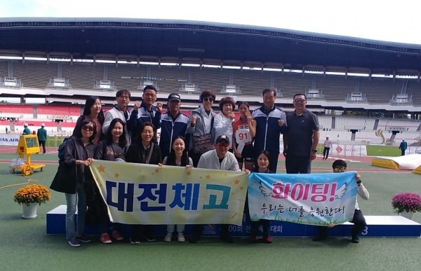 육상 5,000m, 로드레이스 10km에서 금메달 획득 2관왕 이유정선수(대전체육고)
