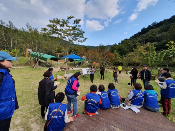 전남 순천시 일원으로 인구정책 민간추진단과 서구청 인구정책 관련 업무 담당 공무원 30명은 ’함께 참여하는 역량 강화 워크숍’을 다녀왔다