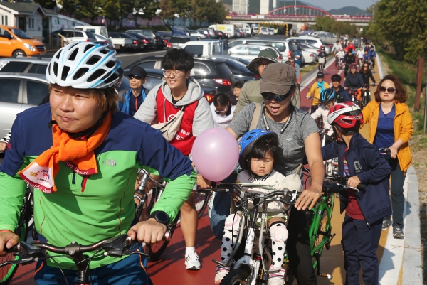 지난해 시민 한마음 자전거 타기 행사 모습