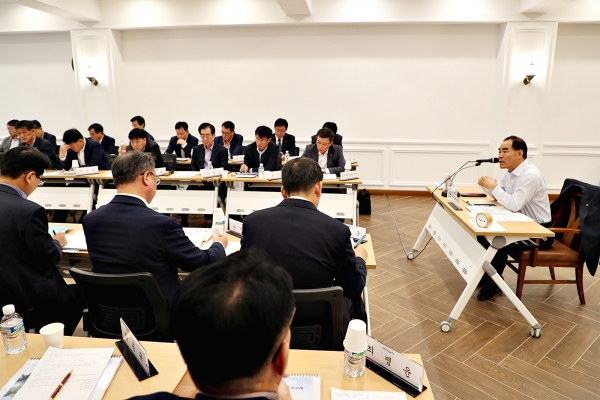 공사는 23일 제5차현장경영회의를 충북증평에서 개최하고 농촌어메니티 자원발굴활용과 친환경유기농업확대에 따른 공사의 역할에 대해 논의했다