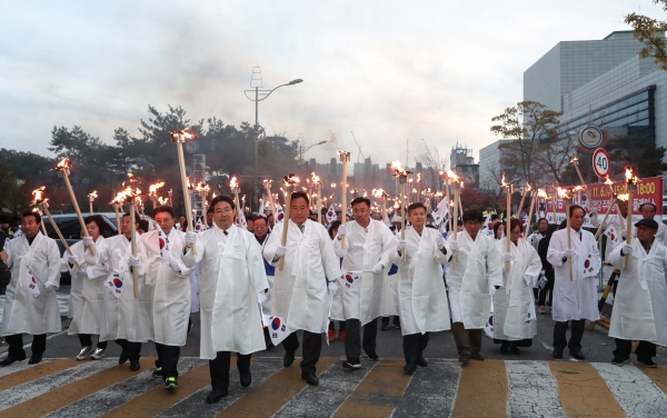 독립만세운동 횃불행진