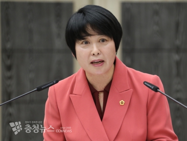 시정질문 하는 박용희 세종시의회 의원 / 충청뉴스 최형순 기자