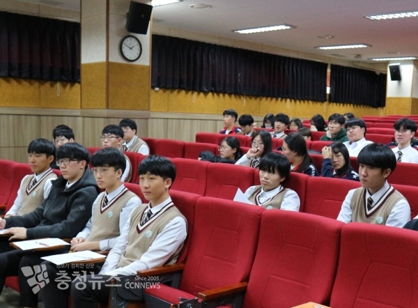 과학기술 드림톡 콘서트」를 실시