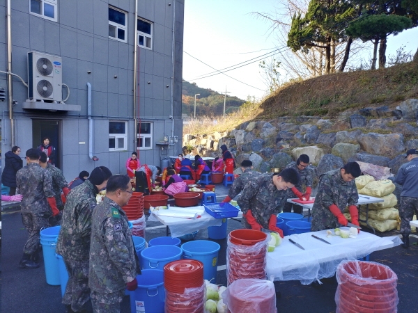 사랑의 김장나눔_지역사회보장협의체 여성가족분과