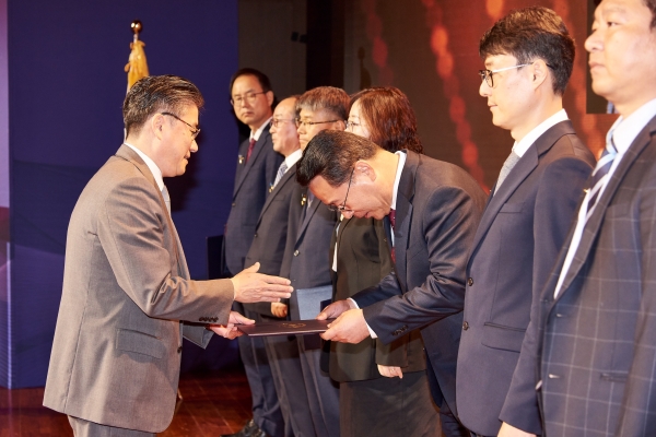 한국에너지대상 시상식 김지환 과장 수상