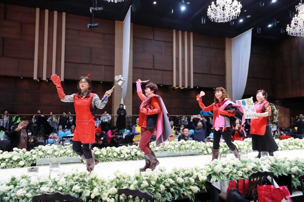 자원봉사단체 활동복 패션쇼