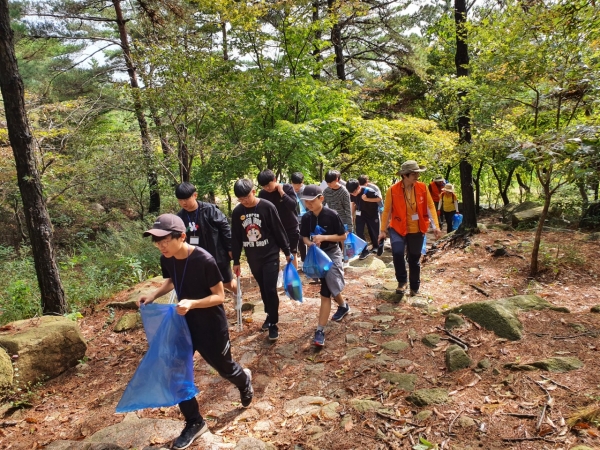 홍성군 등산트래킹문화 개선 경진대회 기관표창_등산트래킹문화 개선 캠페인 활동사진