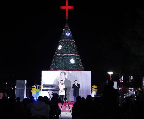 지난 24일 서구청 앞 보라매공원에서 개최한 ‘2019 크리스마스음악회’ 모습