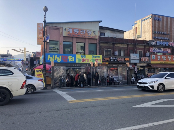 승강장 바람막이 관련 사진