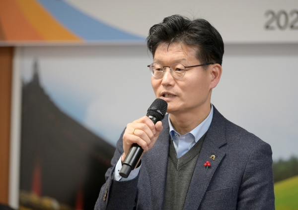 공주시 반포면 시민과의 대화에 나선 김정섭 시장