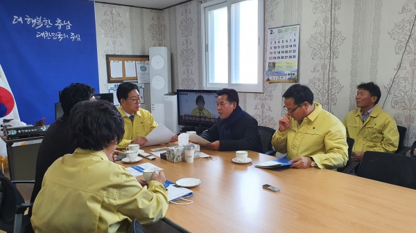 박정현 부여군수 양승조 도지사 접견 장면