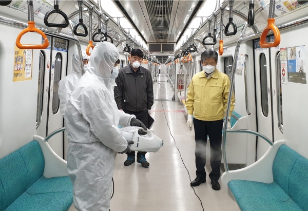 전동차 및 역사 방역소독 강화