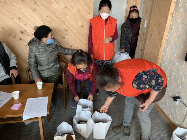 청양 남양면자원봉사거점센터 밑반찬 전달