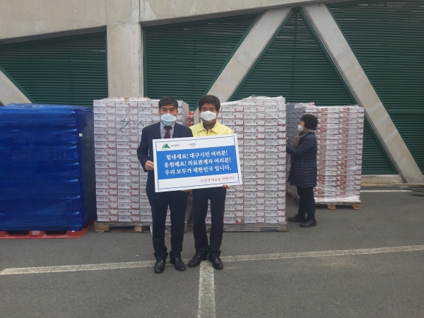 대구시청방문(왼쪽부터 박춘수 대구광역시 총무과장, 임승택 논산시 친절행정국장).