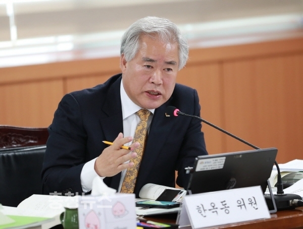 故 한옥동 충남도의원