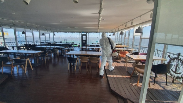 삽교천관광지 소독장면