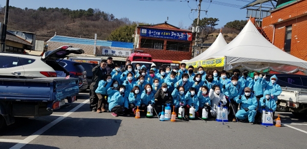 부여돌보미사회적협동조합 방역봉사활동 장면