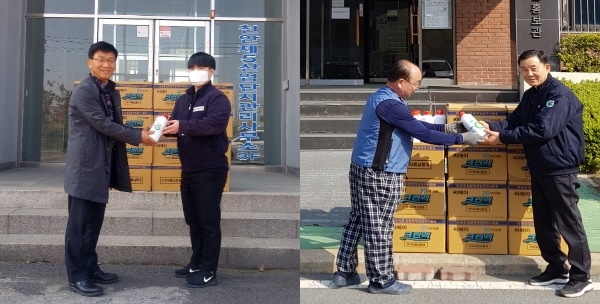 천안제5산업단지 인석진 소장에게 소독약을 배부, 백석농공단지 김장환 소장에게 소독약을 전달하고 있다.