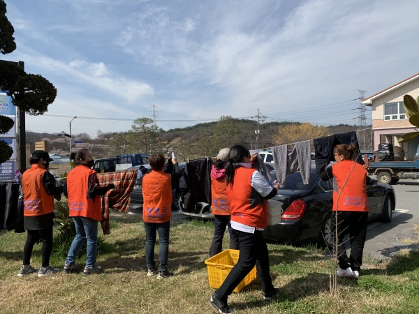 청양군 10개 읍면 이동빨래방 운영 모습