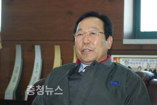 라이온캠텍 박희원 회장