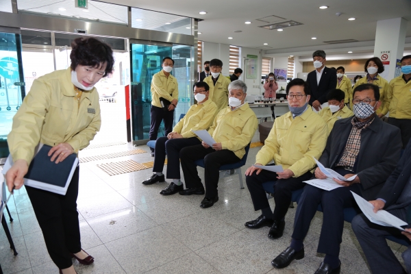 양승조 도지사 금산 방문 모습