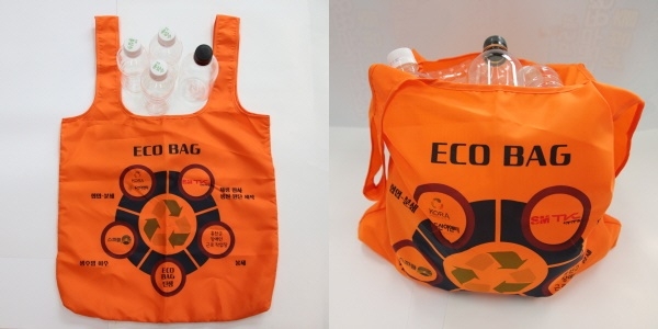 예시 사례- 스파클 투명 페트병으로 만든 에코백