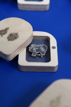 관광기념품 공모전_2019 대상 - 왕릉커프스