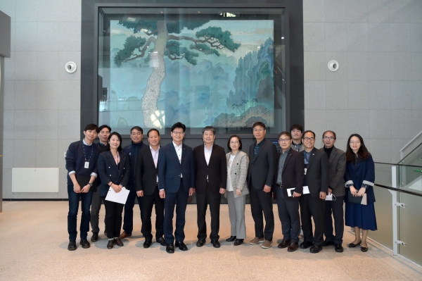 김정섭 공주시장 대통령기록관 방문