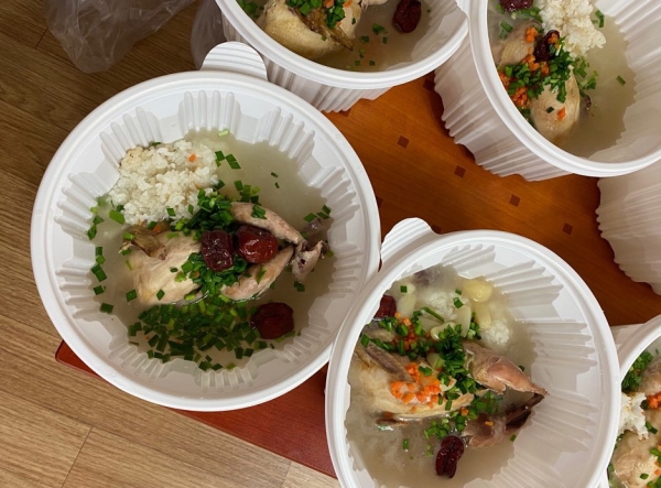 대전지방보훈청, ㈜한화 대전사업장 후원으로 보훈가족 삼계탕 지원.