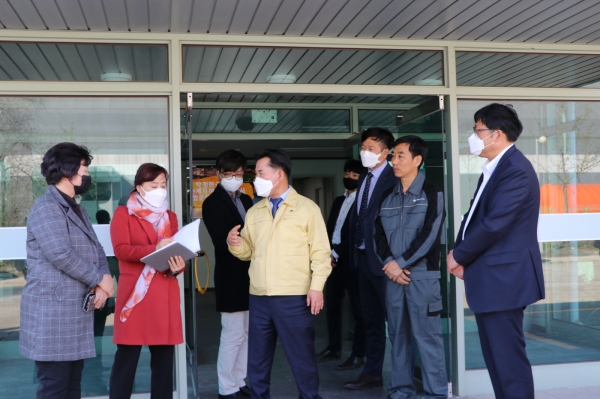 박정현 군수 기업애로 청취를 위한 현장방문