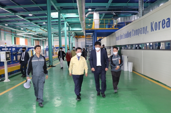 박정현 군수 기업애로 청취를 위한 현장방문
