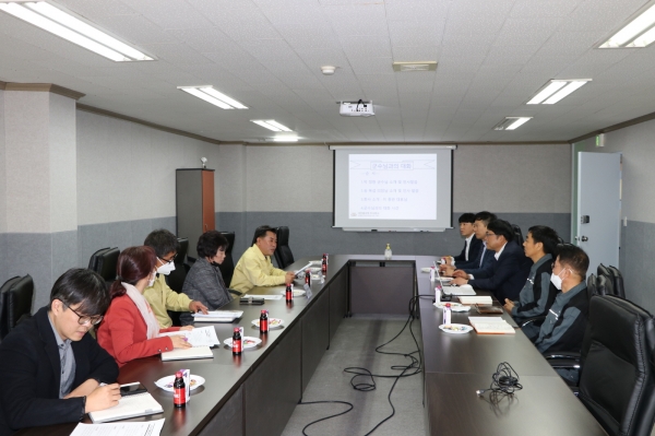박정현 군수 기업애로 청취를 위한 현장방문
