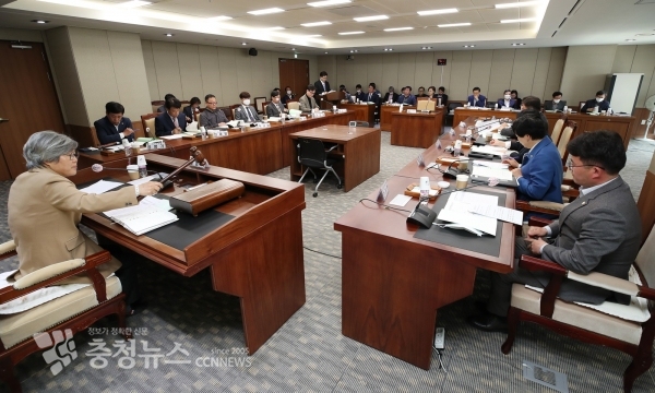 제1기 정책위원회 회의