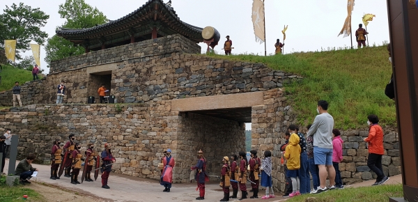 공산성 수문병 교대식 관련 사진