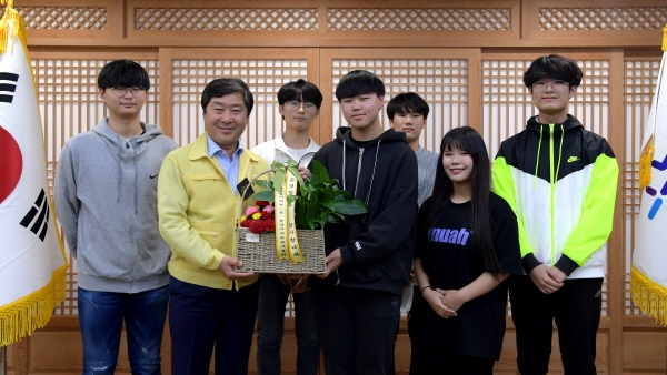 청소년봉사단체 꽃바구니