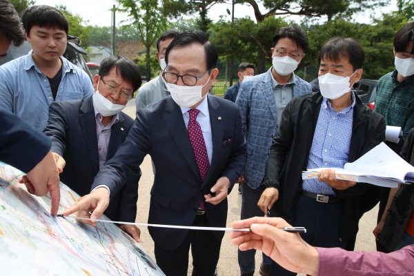 박상돈 천안시장, 국지도57호선 현장실사 방문