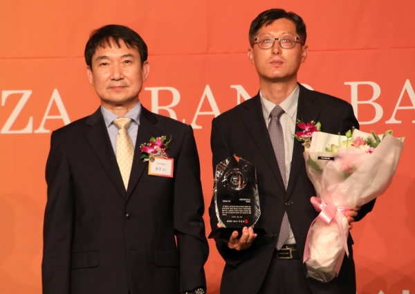 세종시 지역화폐 ‘여민전’이 고객사랑브랜드대상을 수상했다.