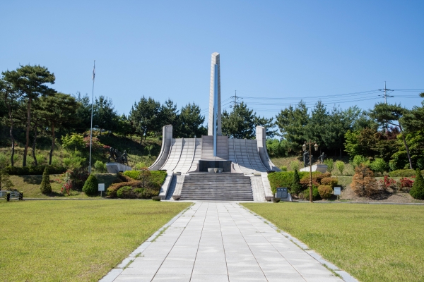 나라사랑공원 현충탑