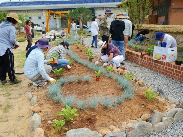 공주 정원만들기 실습 사진