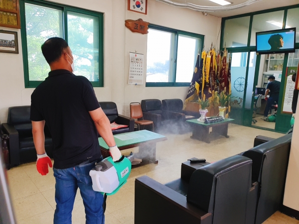 금산군체육회 코로나19 예방 관내 공공체육시설 방역 실시