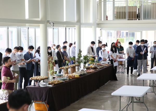 지난 4일 신진 연구자 및 우수 연구자 50여명과 이광섭 총장이 참석한 가운데 ‘한남 연구자 교류회’가 열렸다.