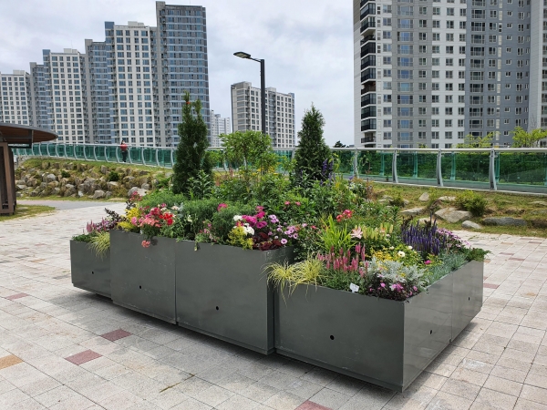 천안시가 조성한 움직이는 박스정원