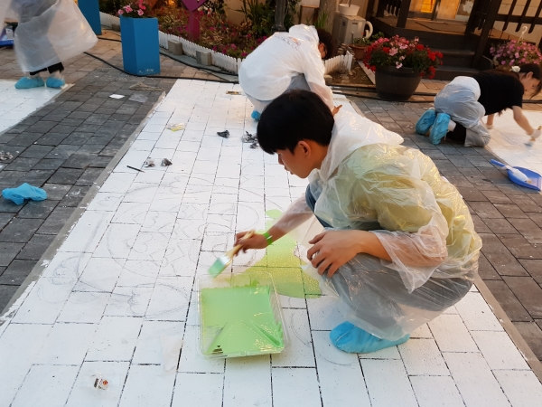 탕정면 지중해마을 보도블럭 페인팅 봉사활동